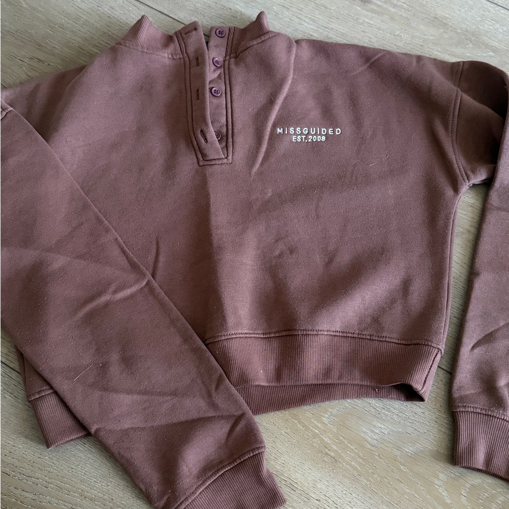 Missguided + Brown Sweatshirt